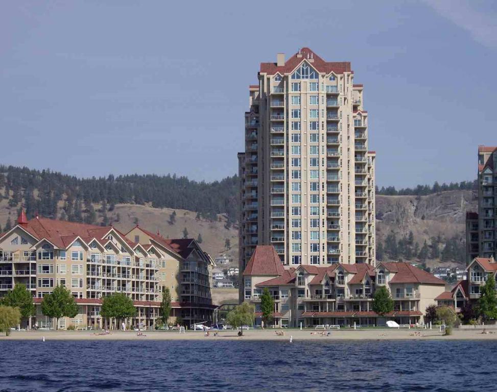 Sunset Waterfront Resort By Kelownacondorentals Экстерьер фото