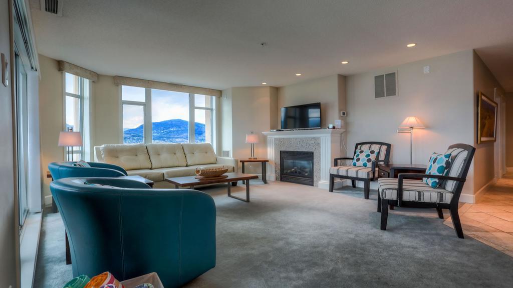 Sunset Waterfront Resort By Kelownacondorentals Экстерьер фото
