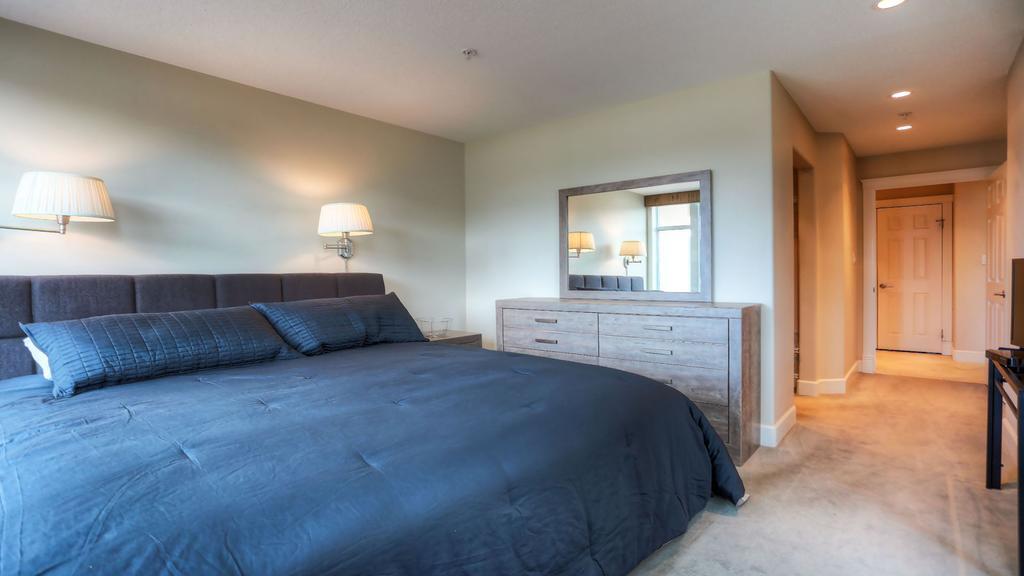 Sunset Waterfront Resort By Kelownacondorentals Экстерьер фото
